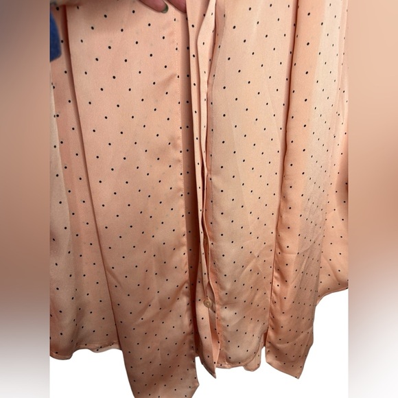 Equipment Womens Luis Blouse Medium in Rose Black Polka Dot - Picture 4 of 9
